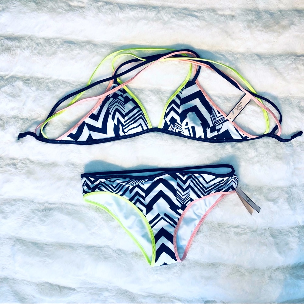 Victoria Secrets NWT Bikini Set. Size SMALL